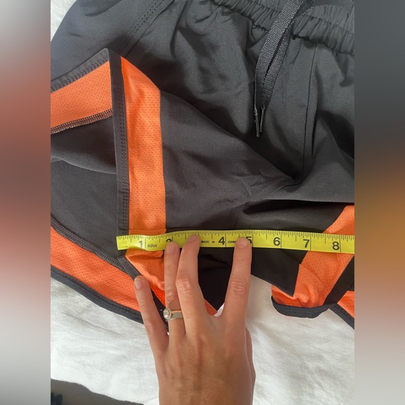 NWT Reebok Running Shorts M - Picture 6 of 10